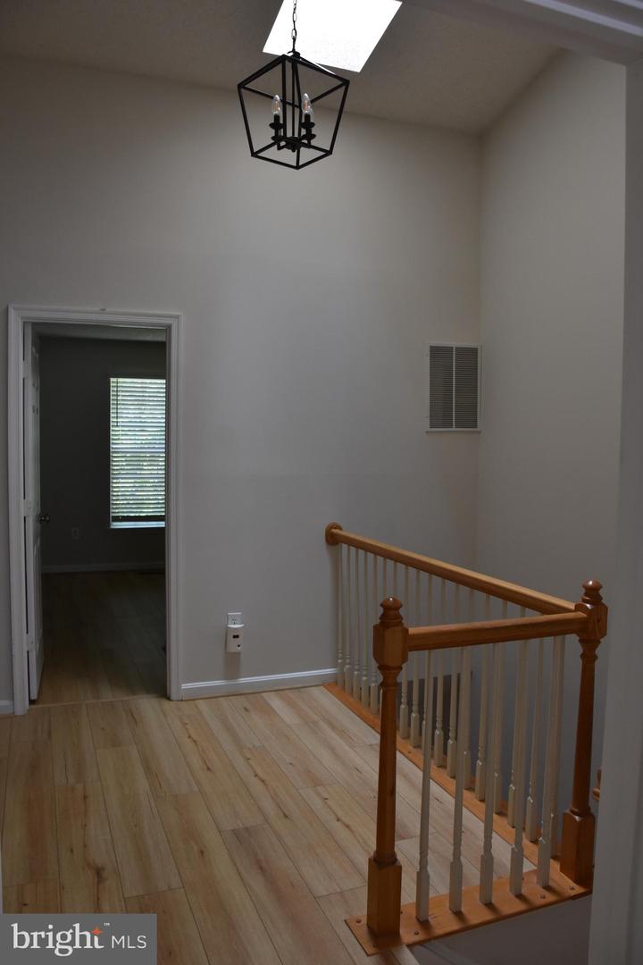 2306 Cold Meadow Way Property Photo 16