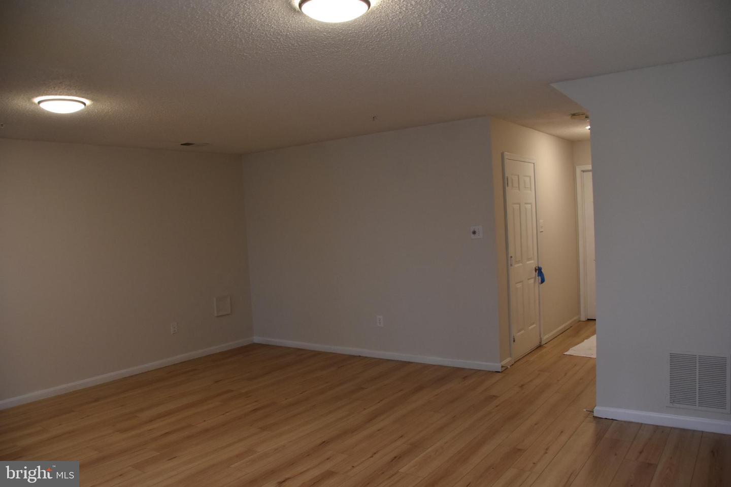 2306 Cold Meadow Way Property Photo 20