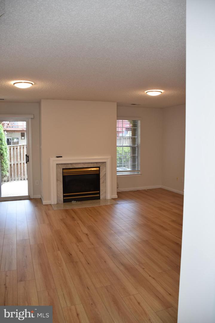 2306 Cold Meadow Way Property Photo 31