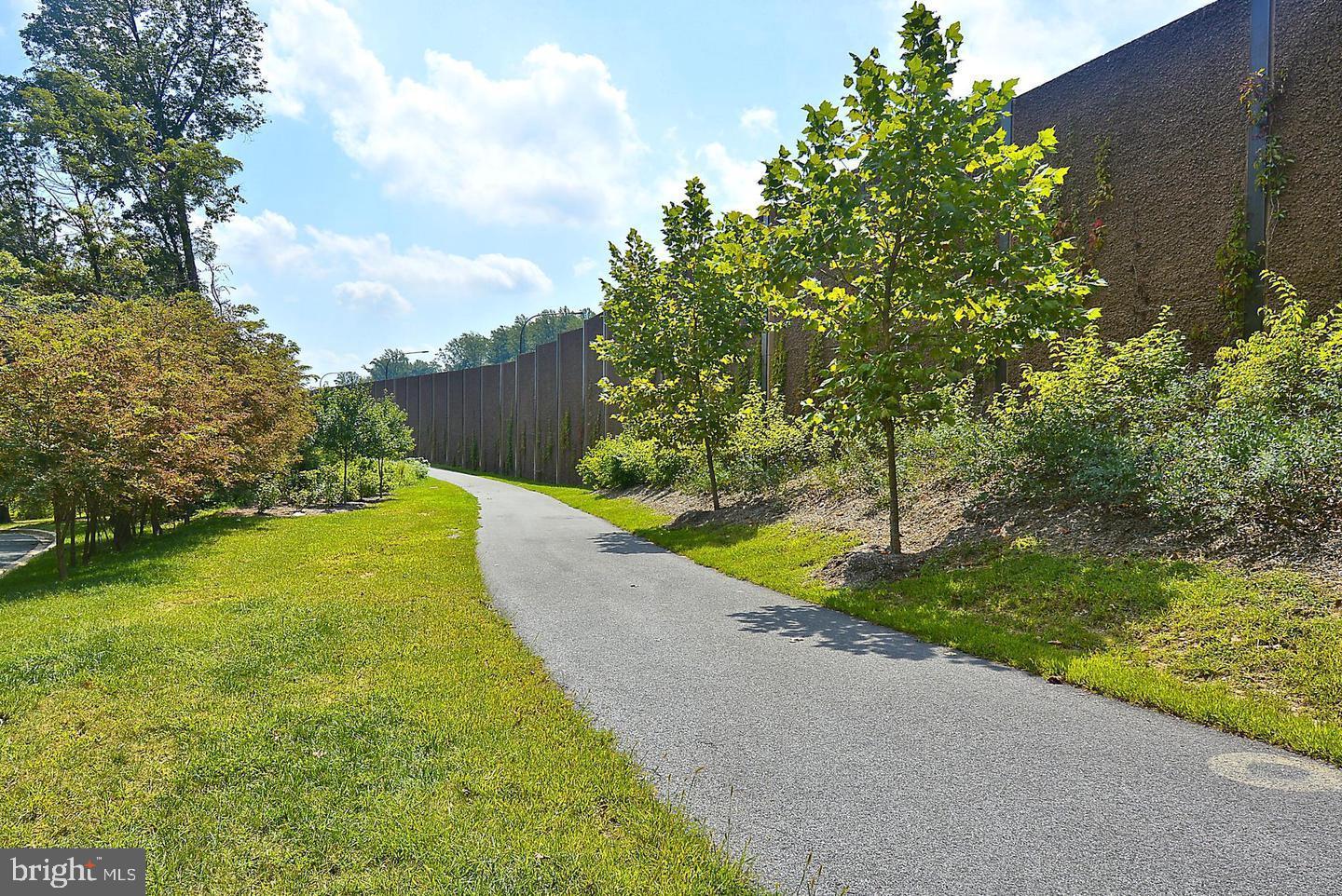 2306 Cold Meadow Way Property Photo 42