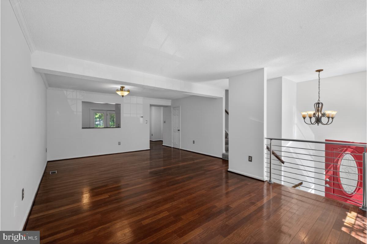 11348 Baroque Rd Property Photo 5