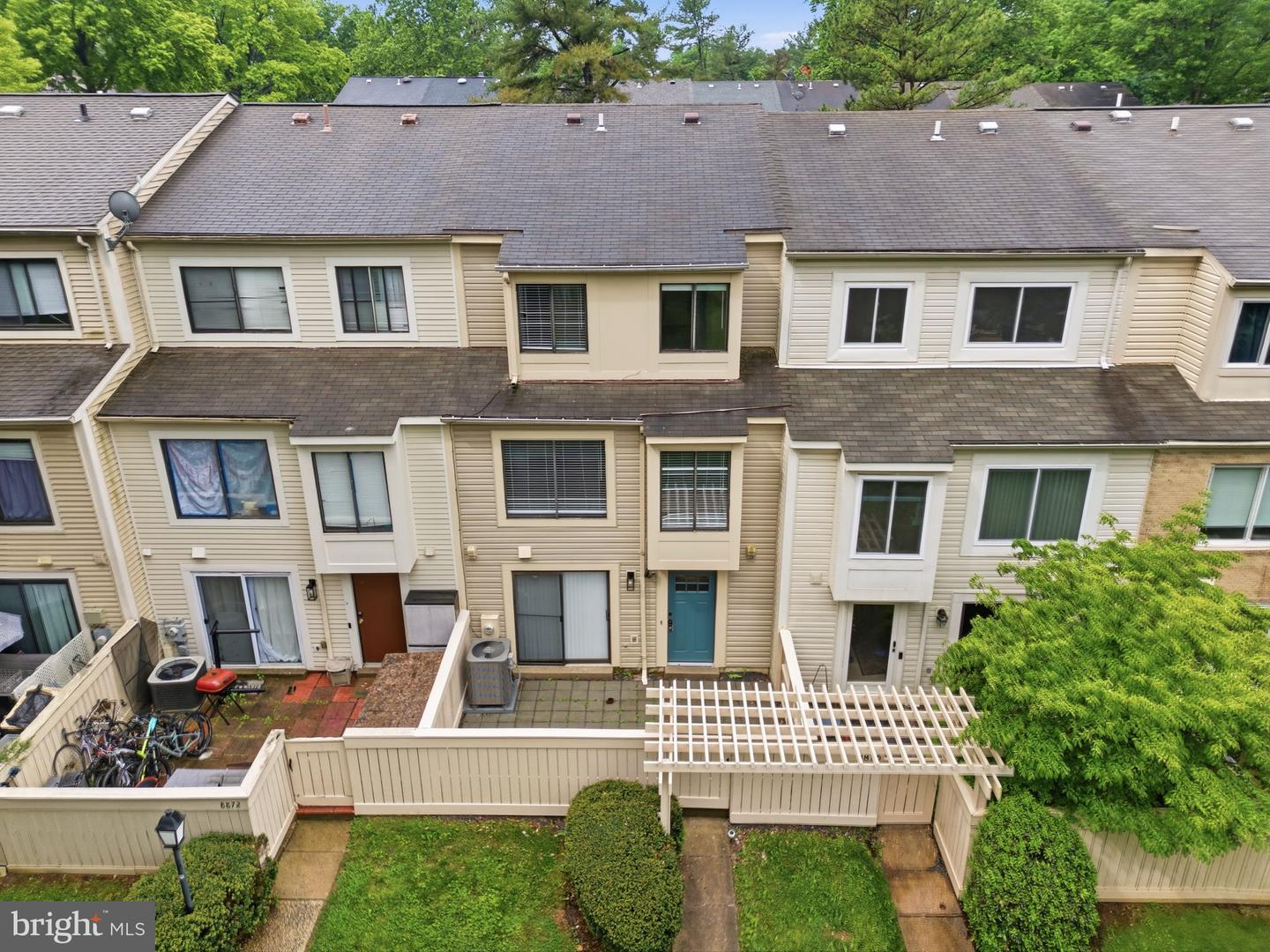 8874 WELBECK WAY Property Photo 1