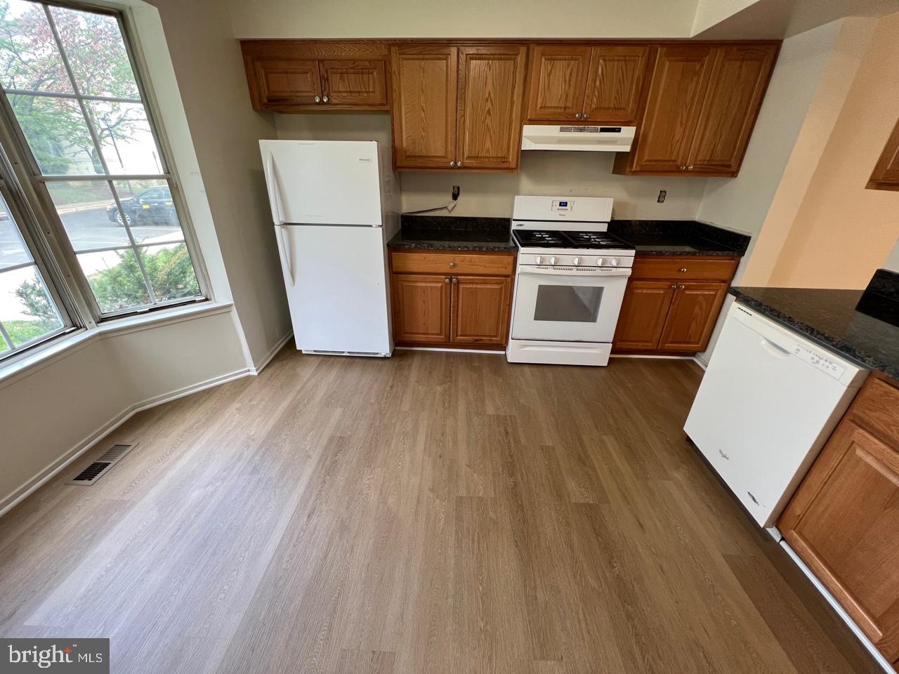 7520 Indian Hills Property Photo 3