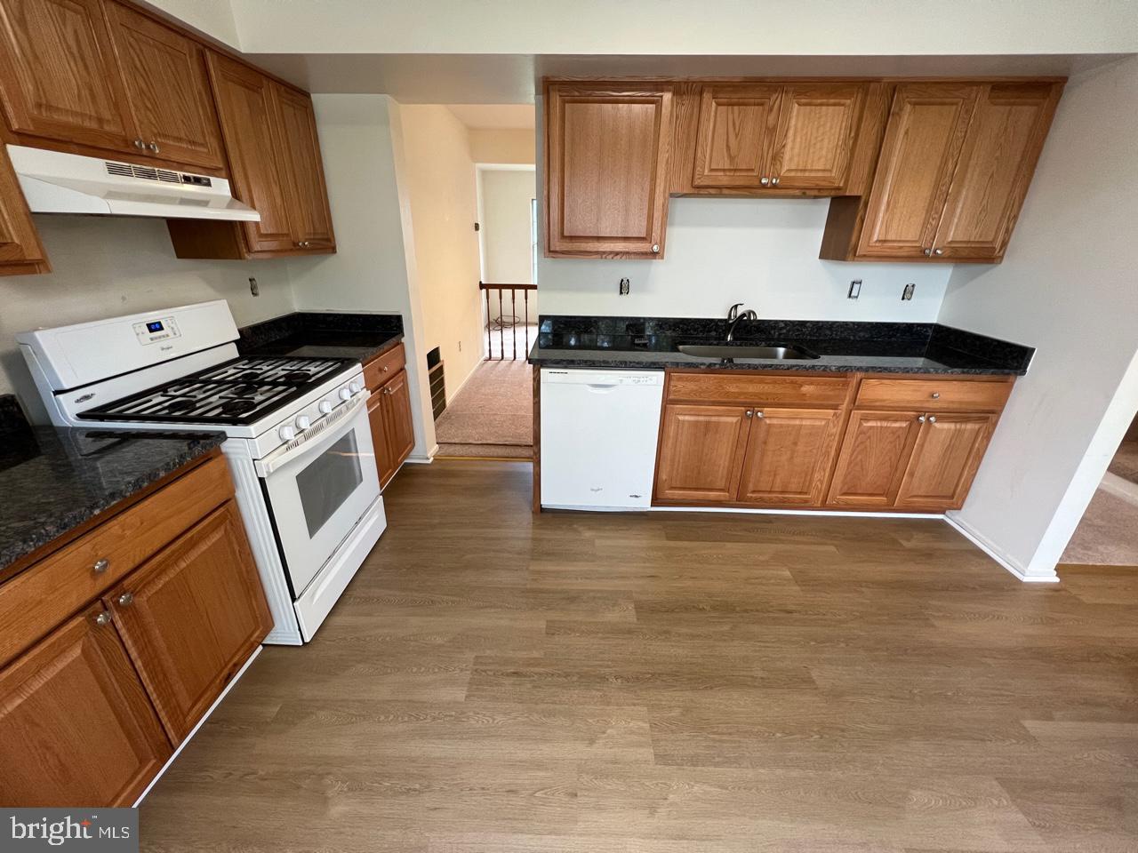 7520 Indian Hills Property Photo 4
