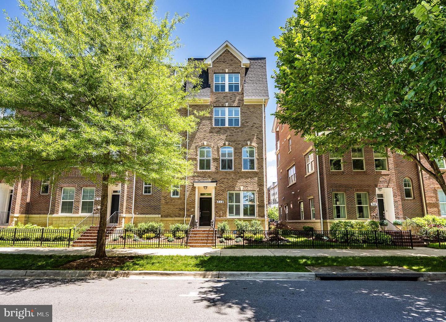 310 Crown Park Ave Property Photo 1