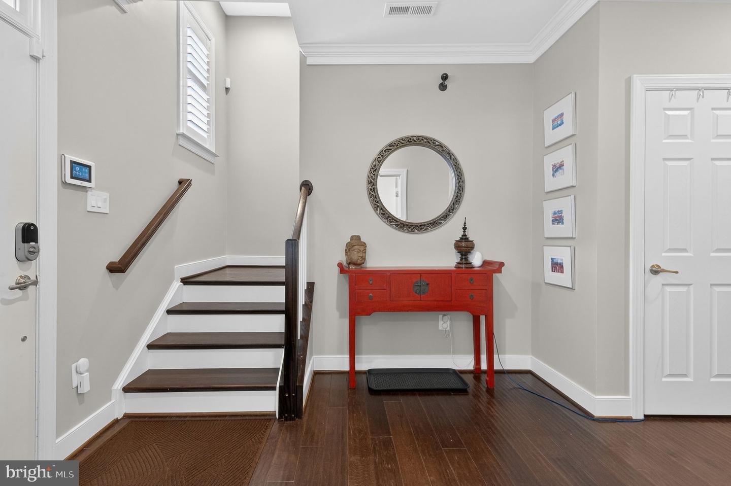 310 Crown Park Ave Property Photo 10