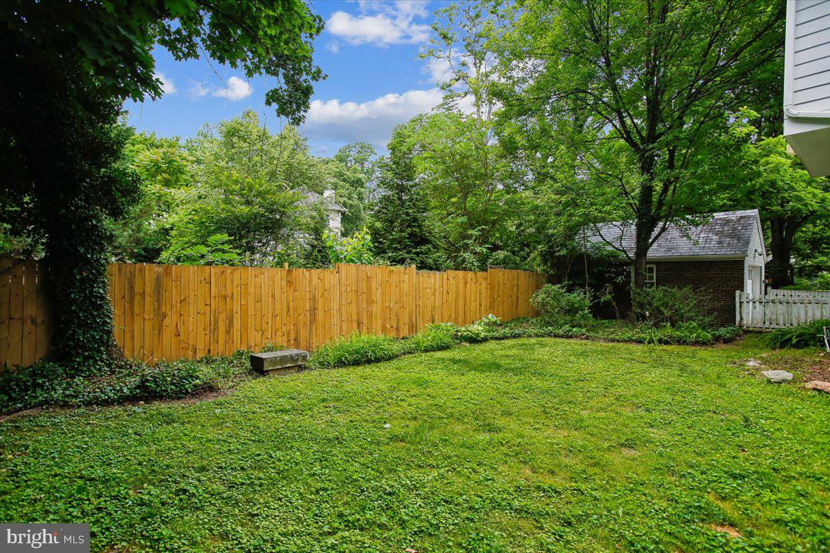 4602 Derussey Pkwy Property Photo 4