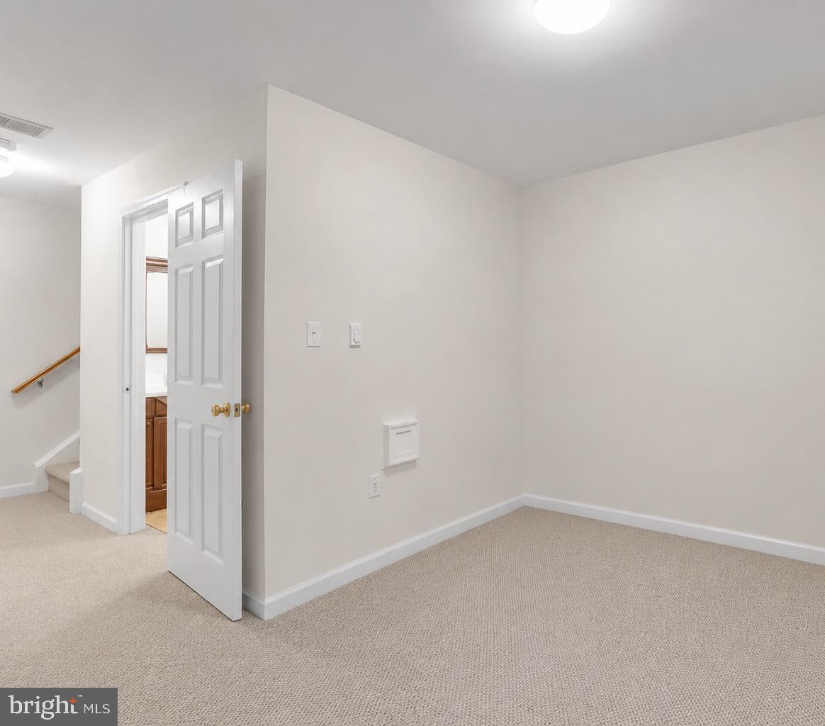 12925 Bridger Dr #1810 Property Photo 35