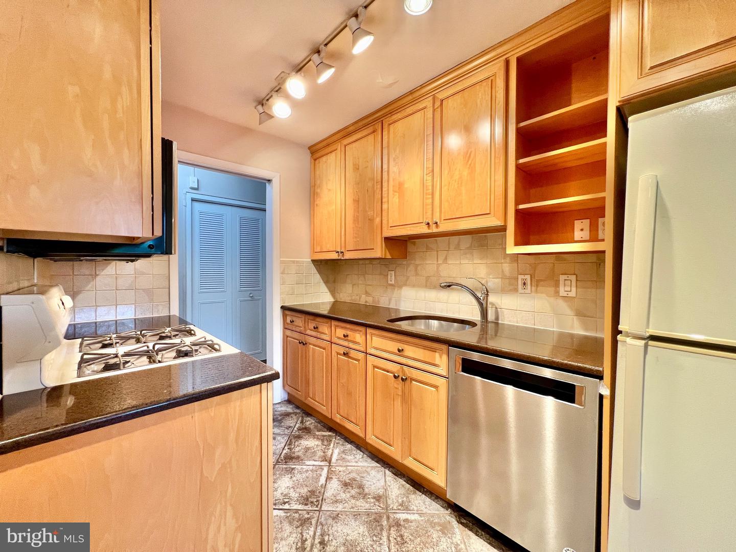 10500 Rockville Pike #401 Property Photo 2