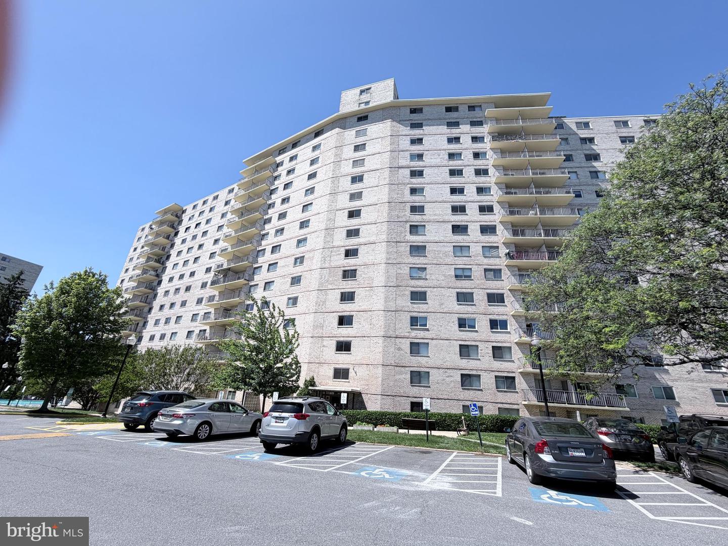 1121 University Blvd W #1402-b Property Photo 10