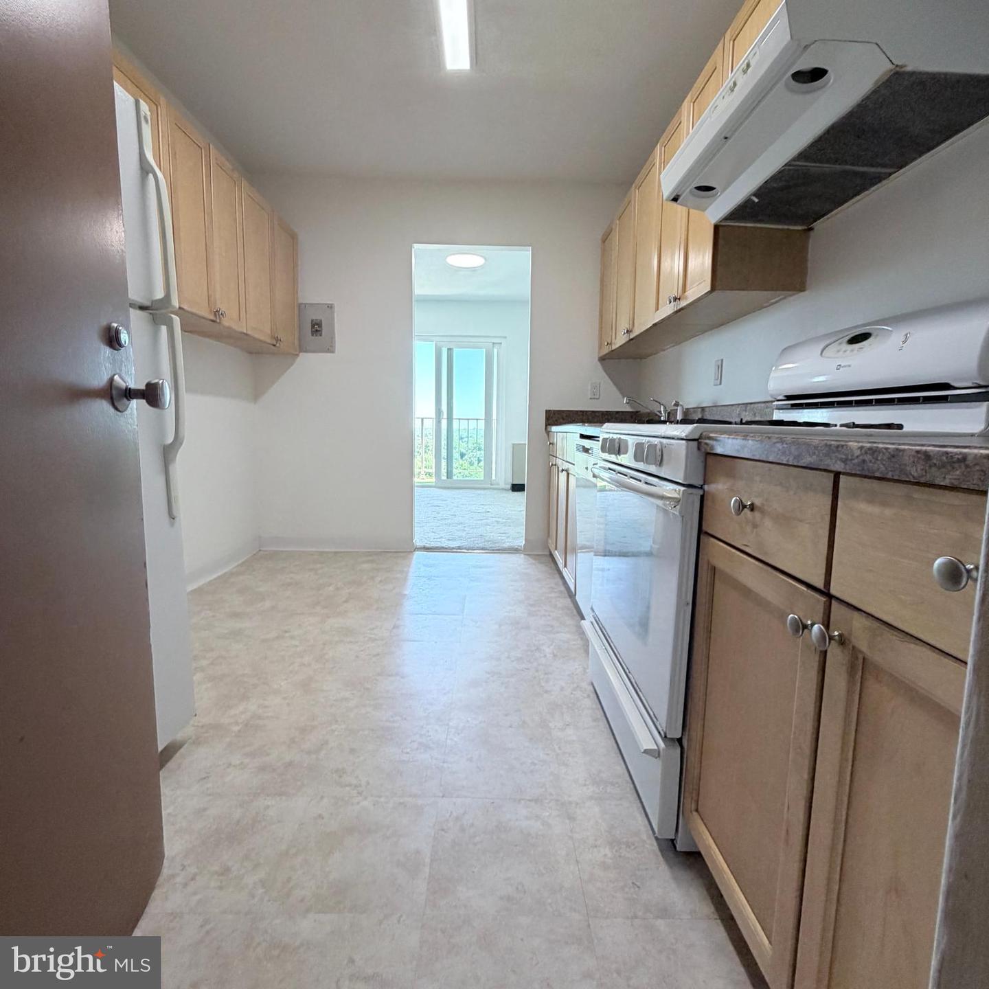 1121 University Blvd W #1402-b Property Photo 30
