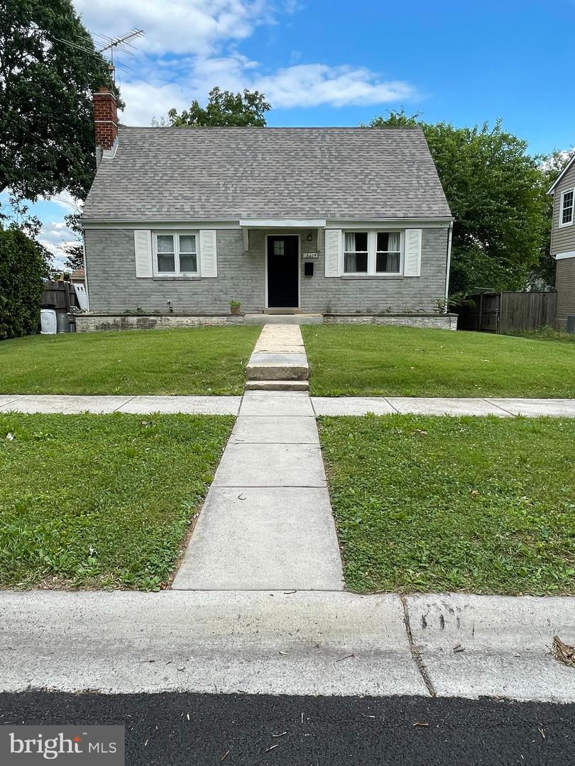 12405 Bushey Dr Property Photo 1