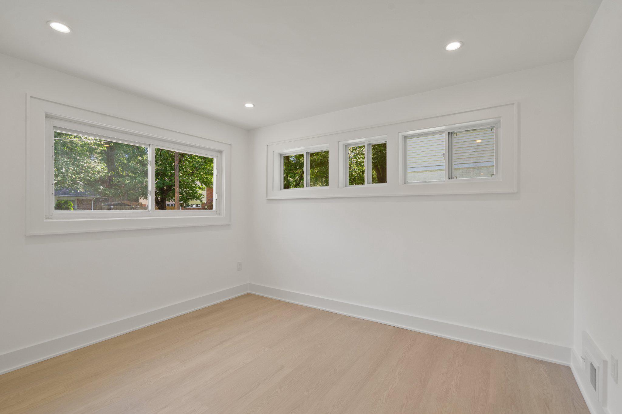 209 Thistle Dr Property Photo 13