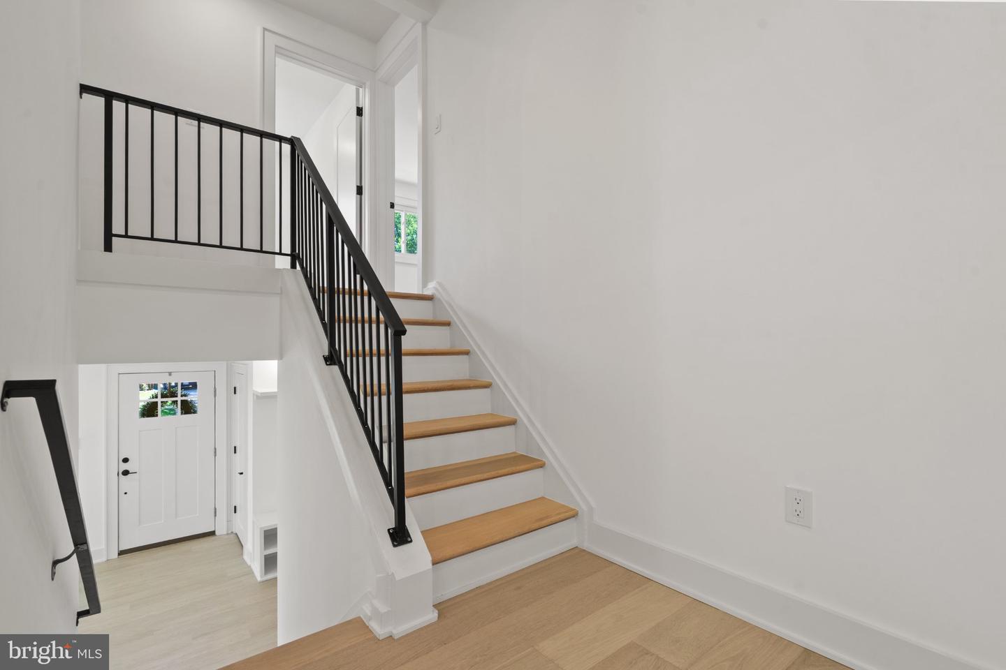 209 Thistle Dr Property Photo 18