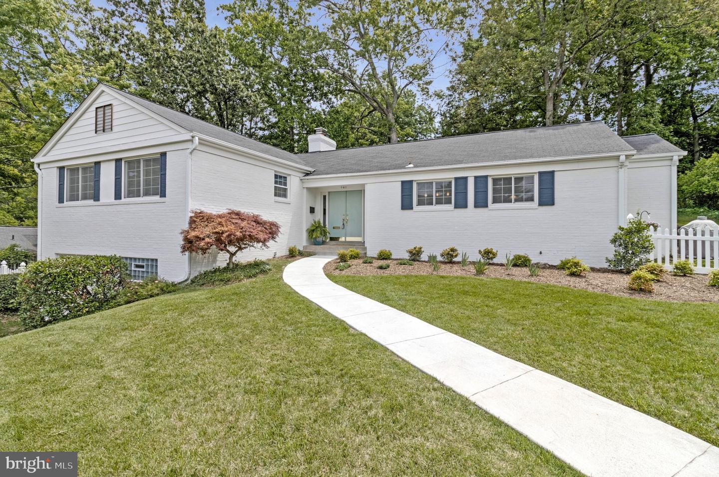 7411 WYNDALE LN Property Photo 1