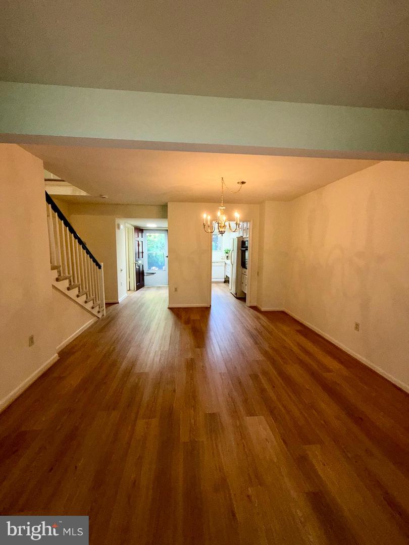 3671 S Leisure World Blvd #15-e Property Photo 7