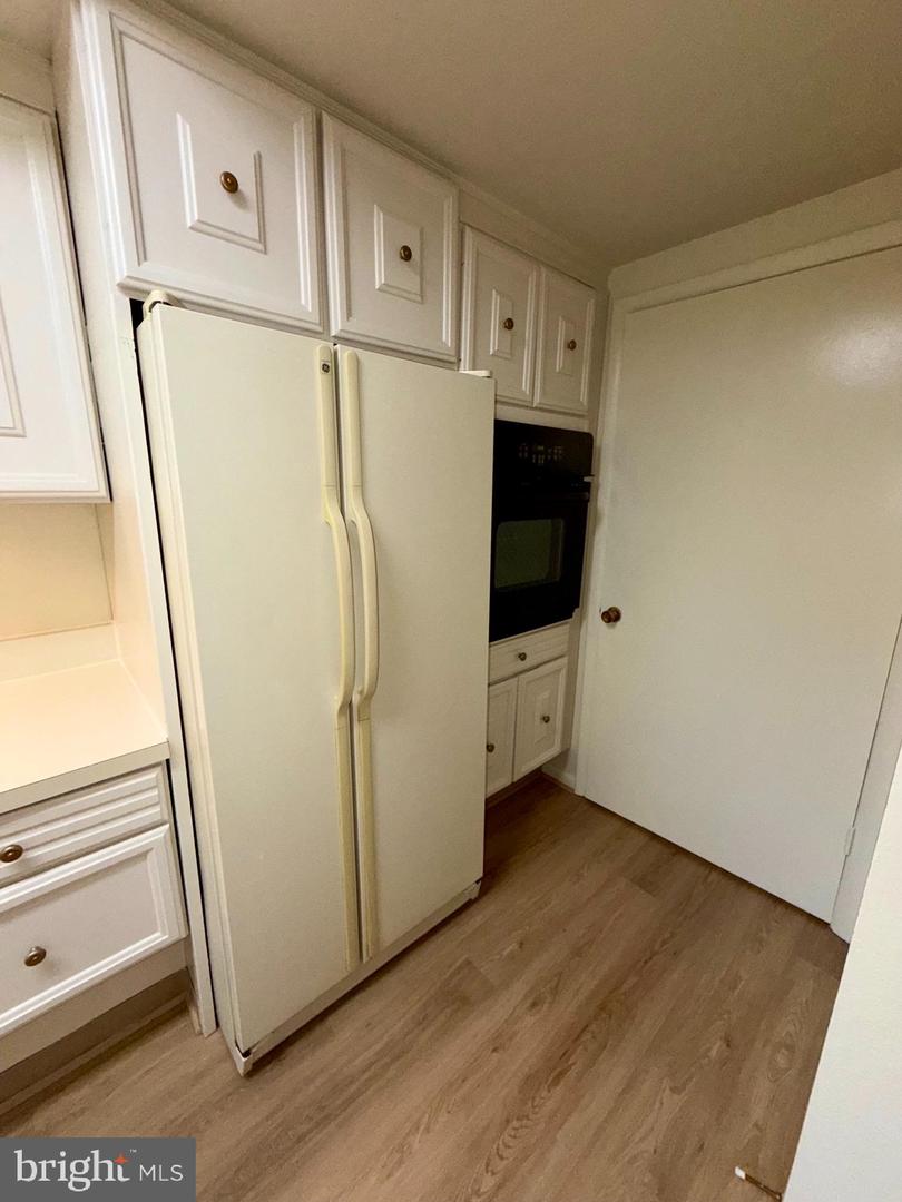 3671 S Leisure World Blvd #15-e Property Photo 11