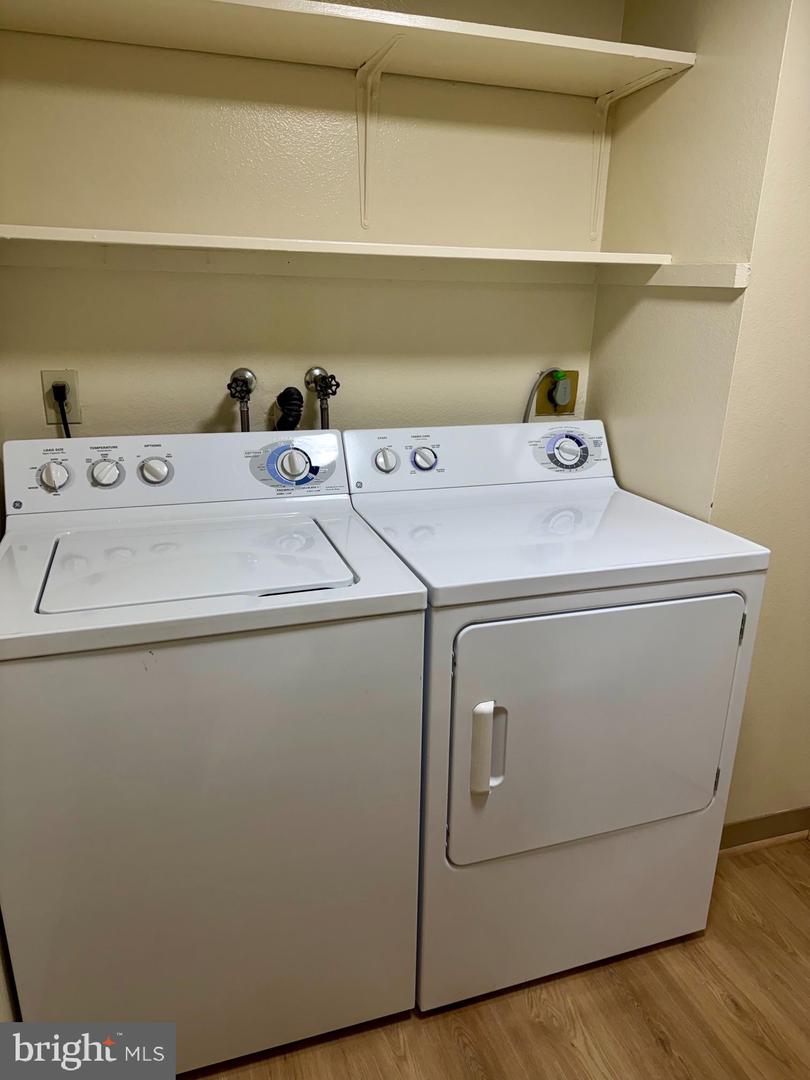 3671 S Leisure World Blvd #15-e Property Photo 13