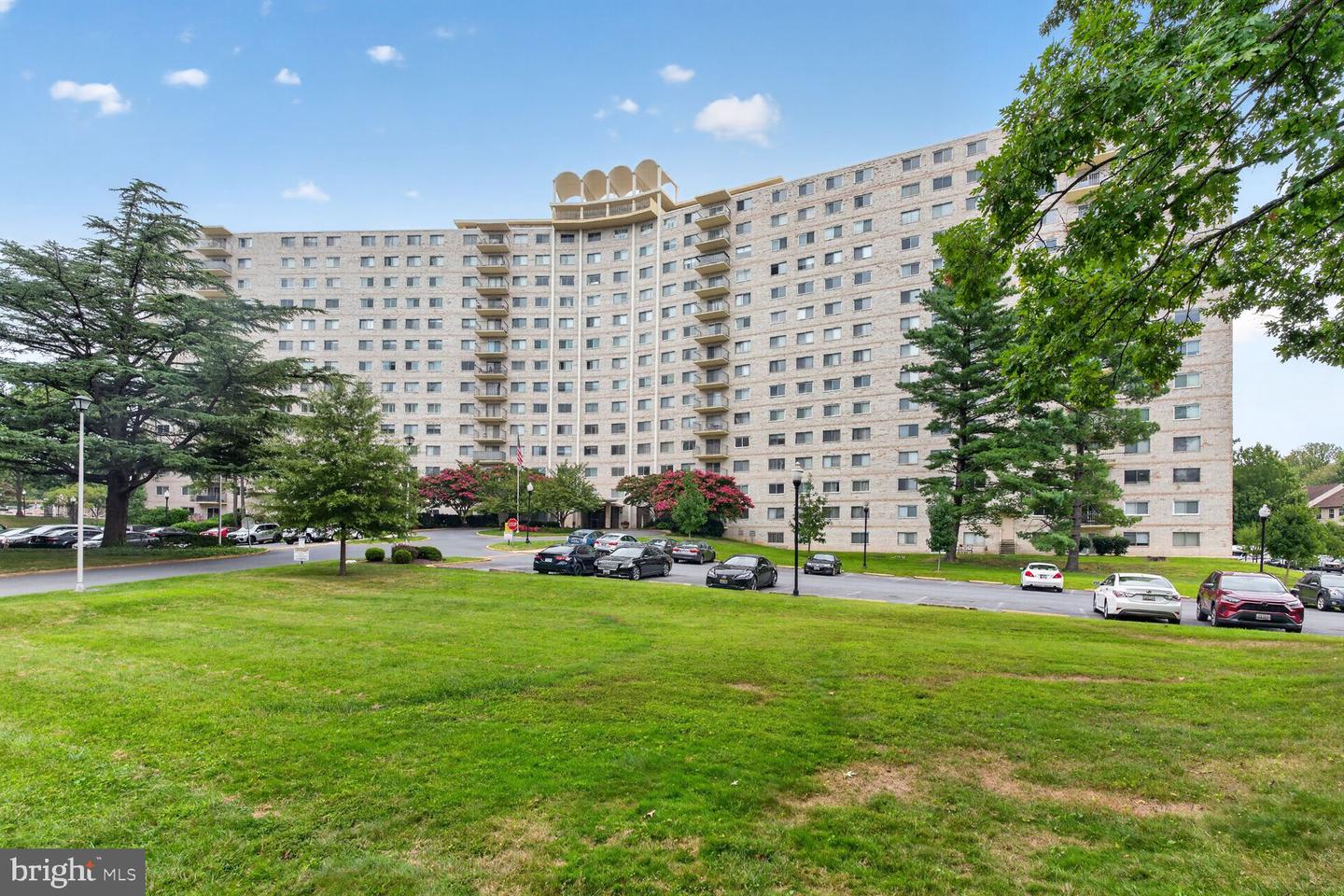1111 University Blvd W #909-a Property Photo 1