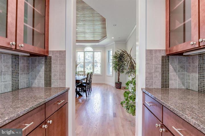 9830 River Rd. Property Photo 10