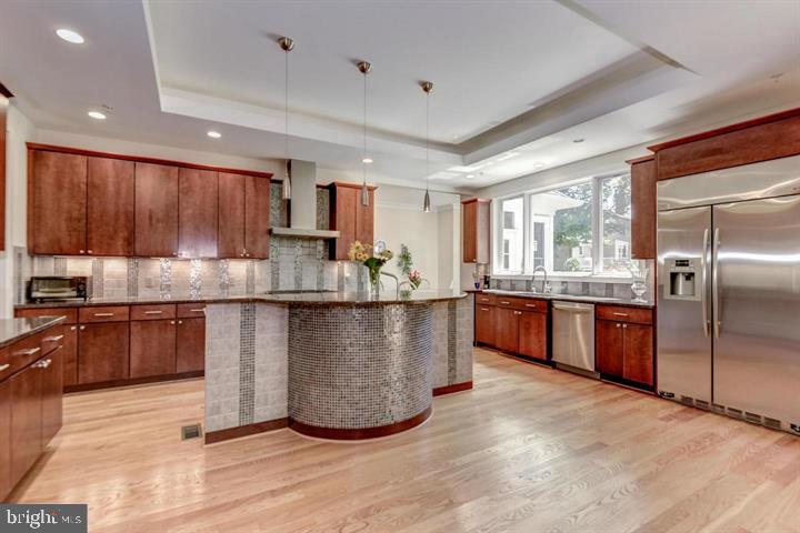 9830 River Rd. Property Photo 14