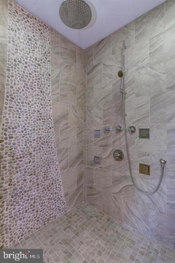9830 River Rd. Property Photo 25