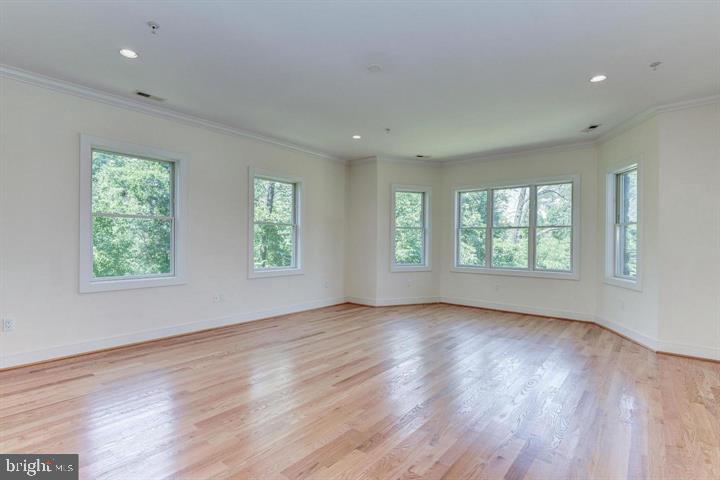 9830 River Rd. Property Photo 26