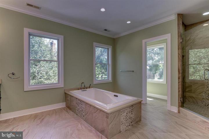 9830 River Rd. Property Photo 29