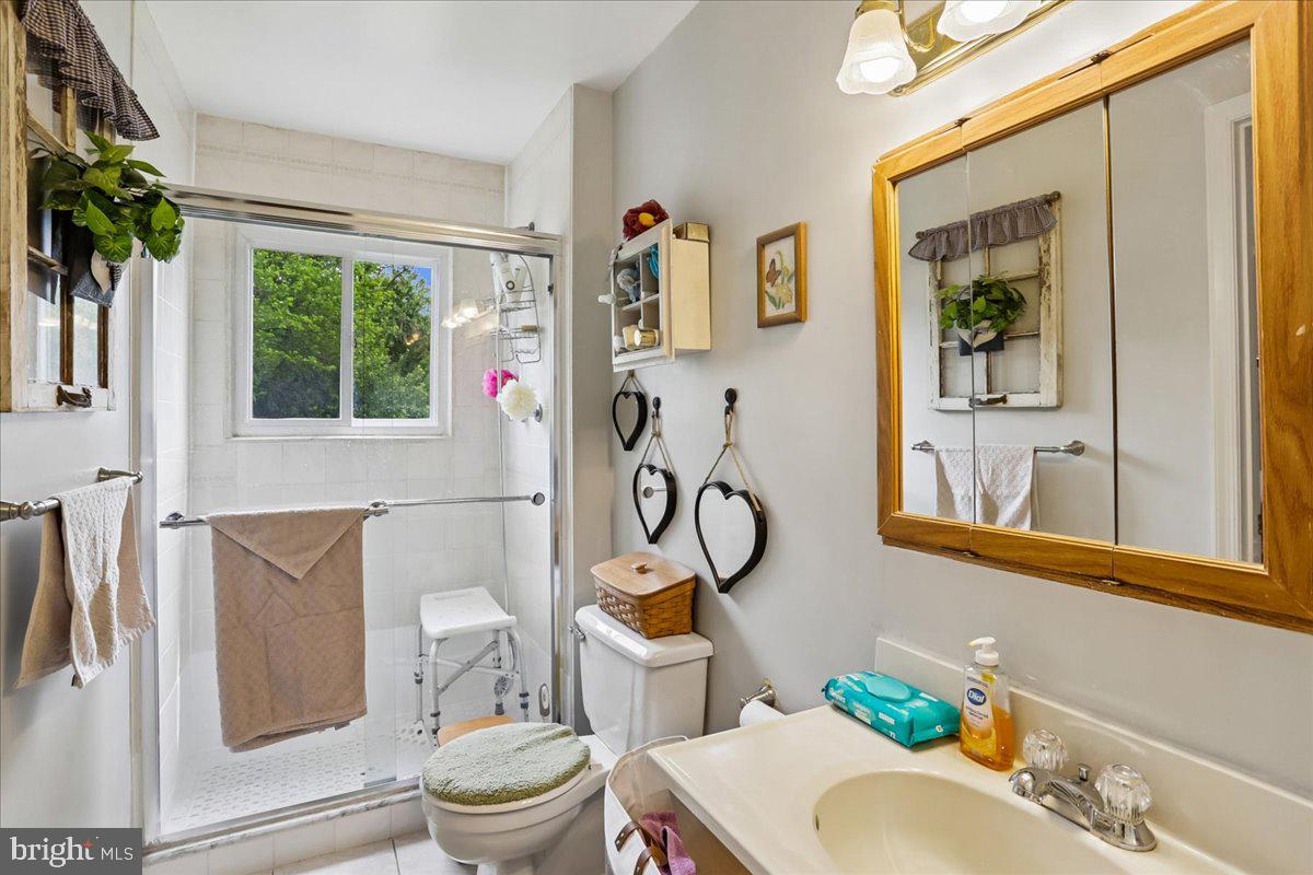 12622 Eastbourne Dr Property Photo 18