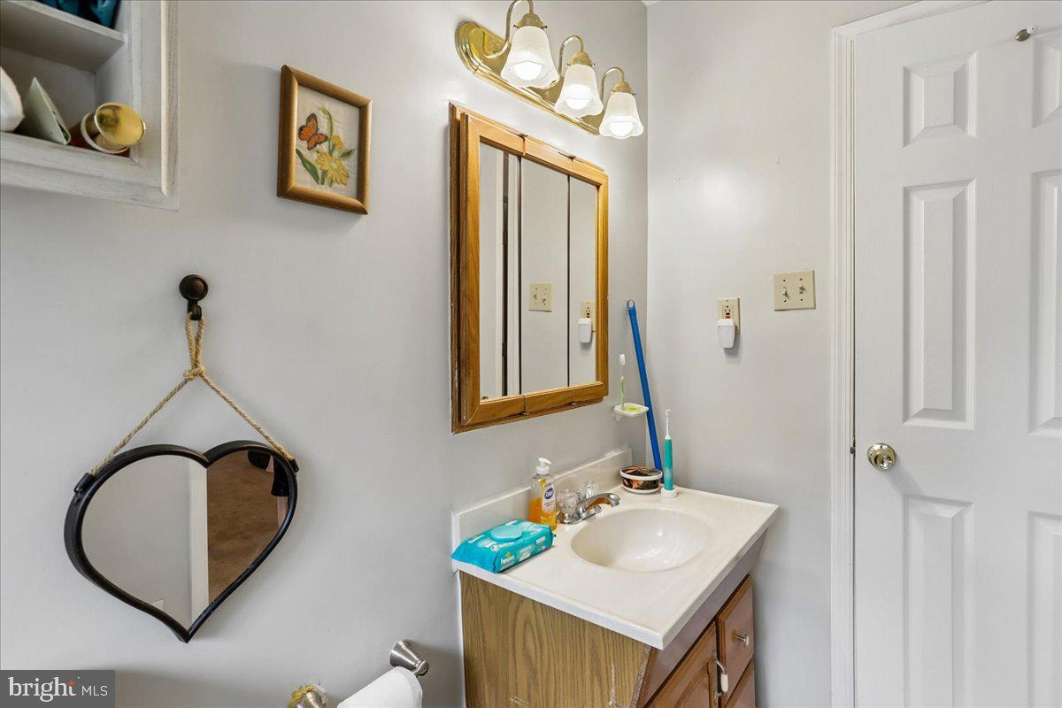 12622 Eastbourne Dr Property Photo 19