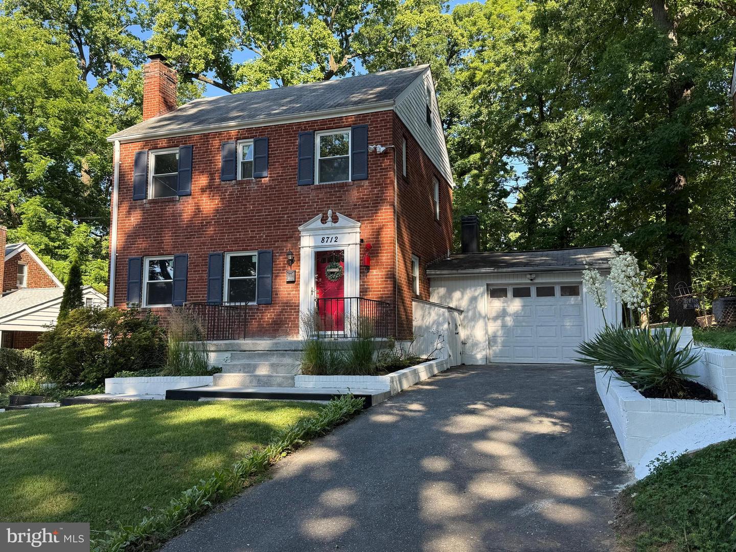 8712 Geren Rd Property Photo 1