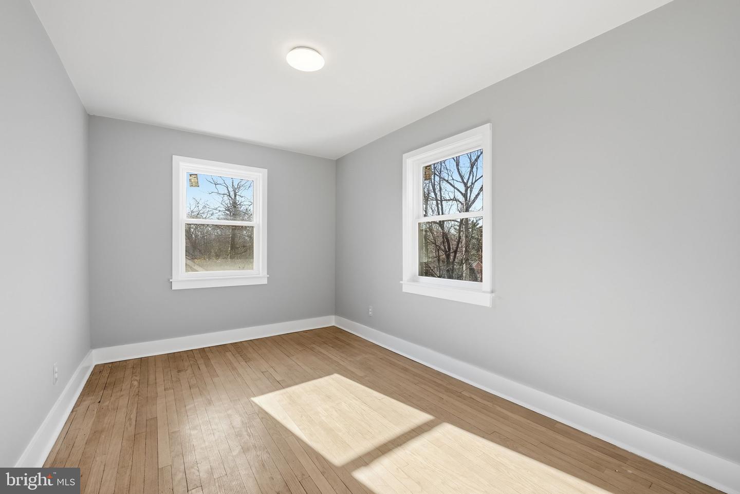 8712 Geren Rd Property Photo 10