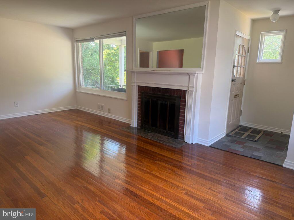 10903 Stillwater Ave Property Photo 4