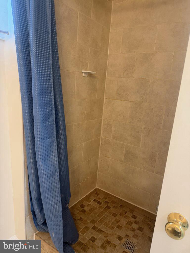 10903 Stillwater Ave Property Photo 12