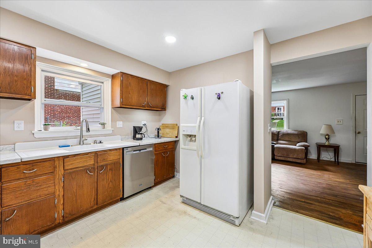 2709 Fenimore Rd Property Photo 9