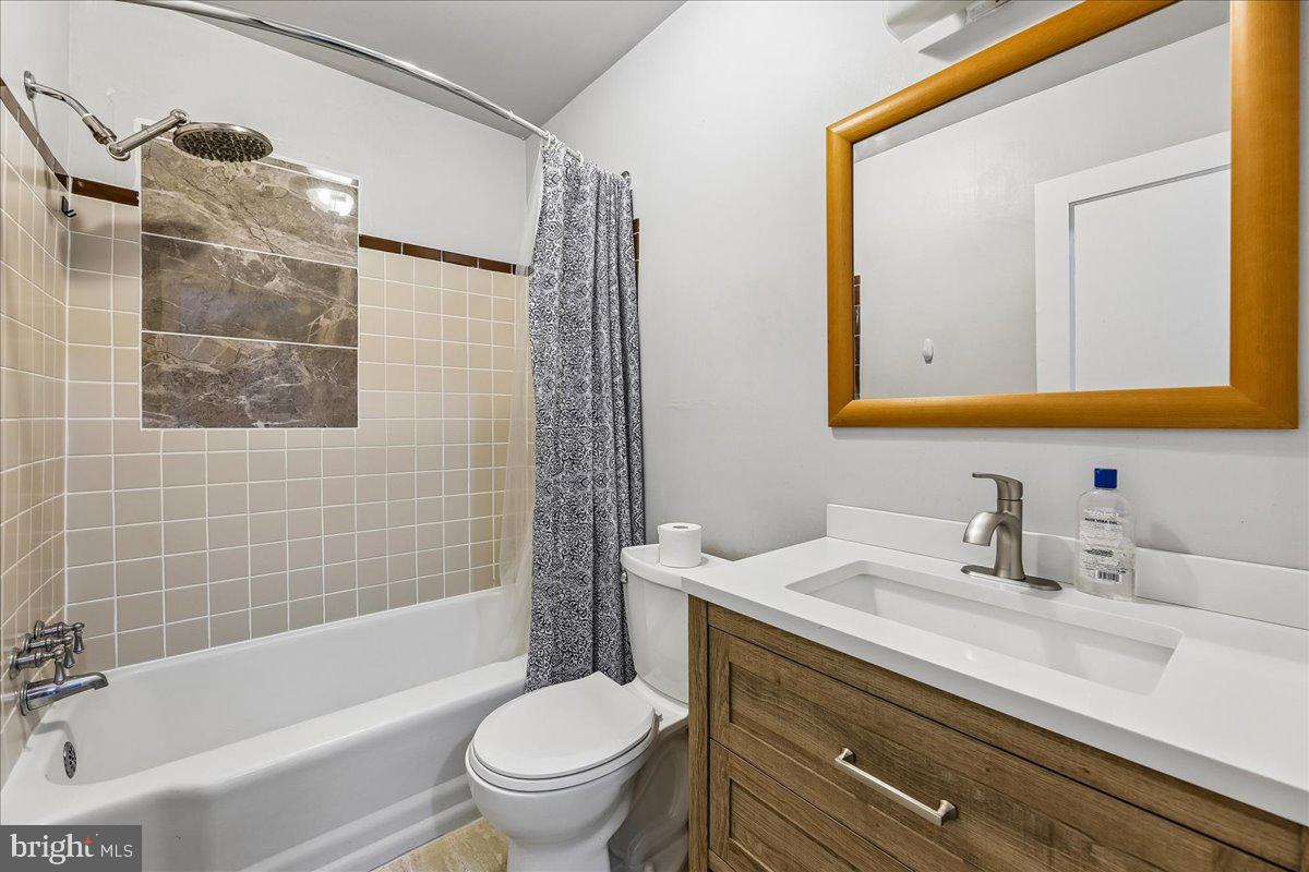 2709 Fenimore Rd Property Photo 28