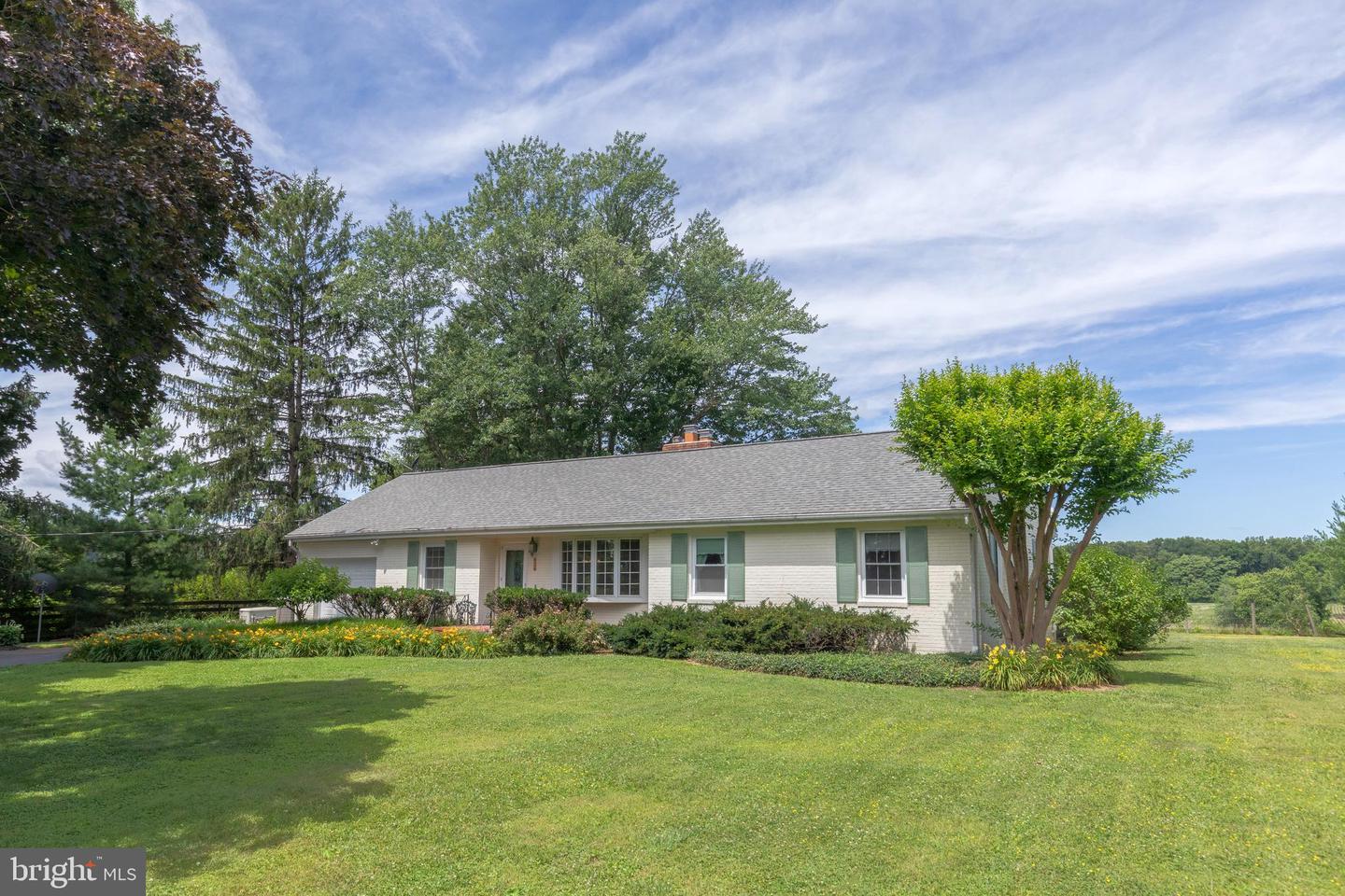 22520 Peach Tree Rd Property Photo 1
