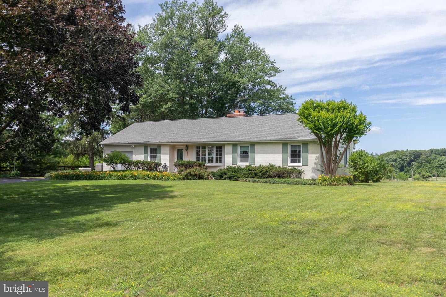 22520 Peach Tree Rd Property Photo 3