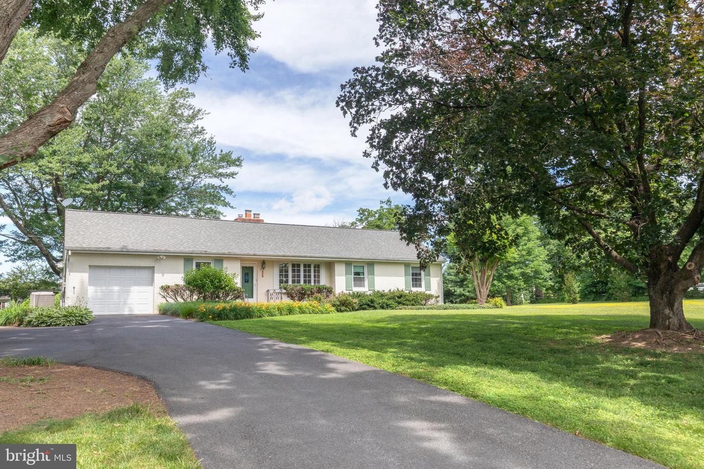 22520 Peach Tree Rd Property Photo 4