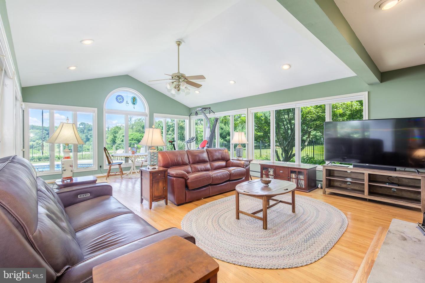 22520 Peach Tree Rd Property Photo 17