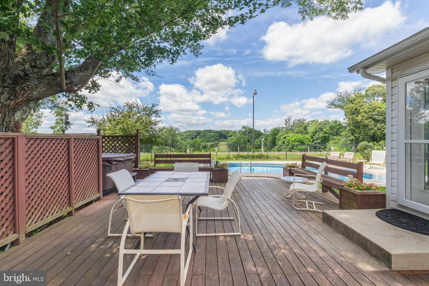 22520 Peach Tree Rd Property Photo 42