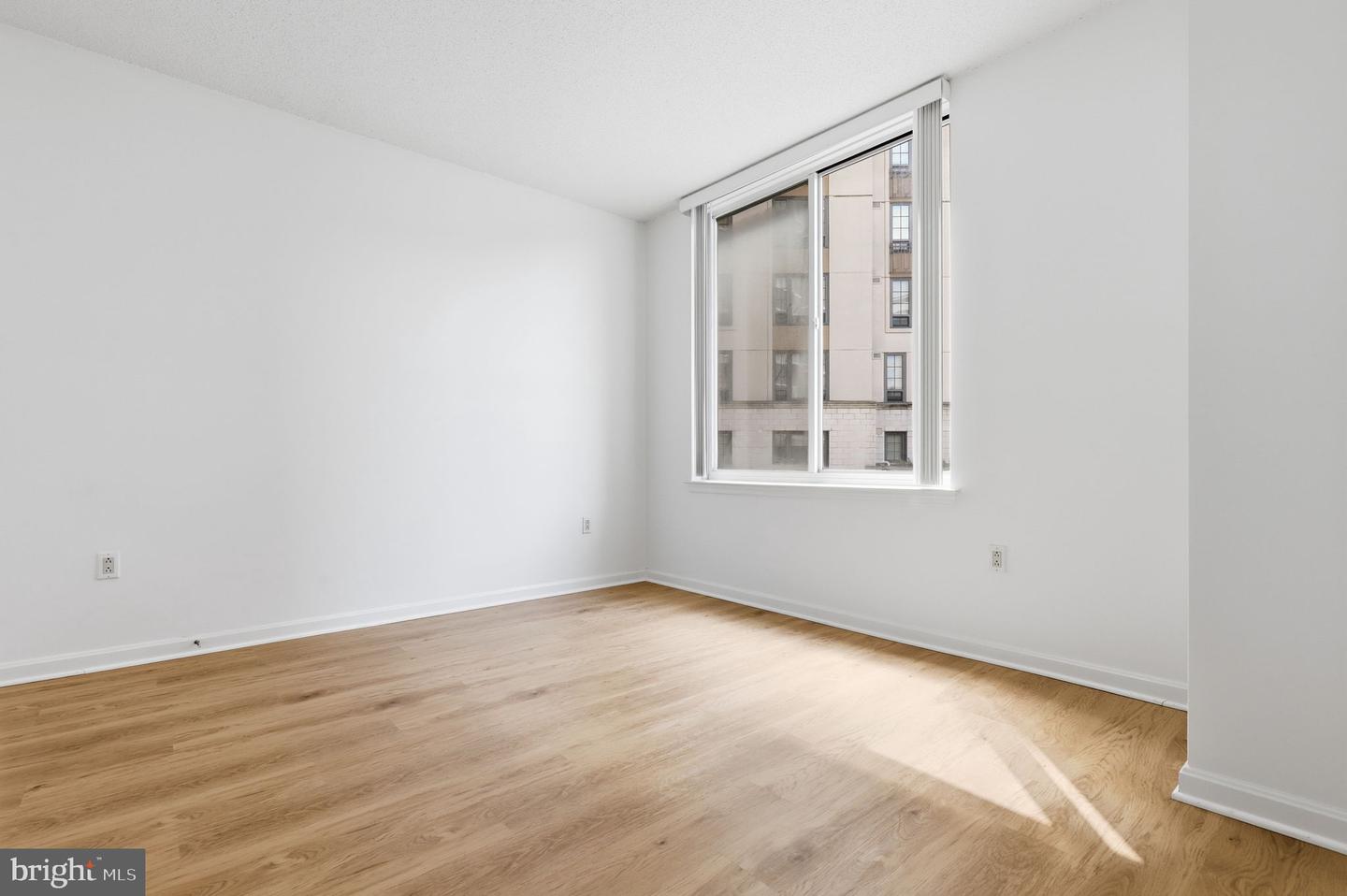 930 Wayne Ave #201 Property Photo 19