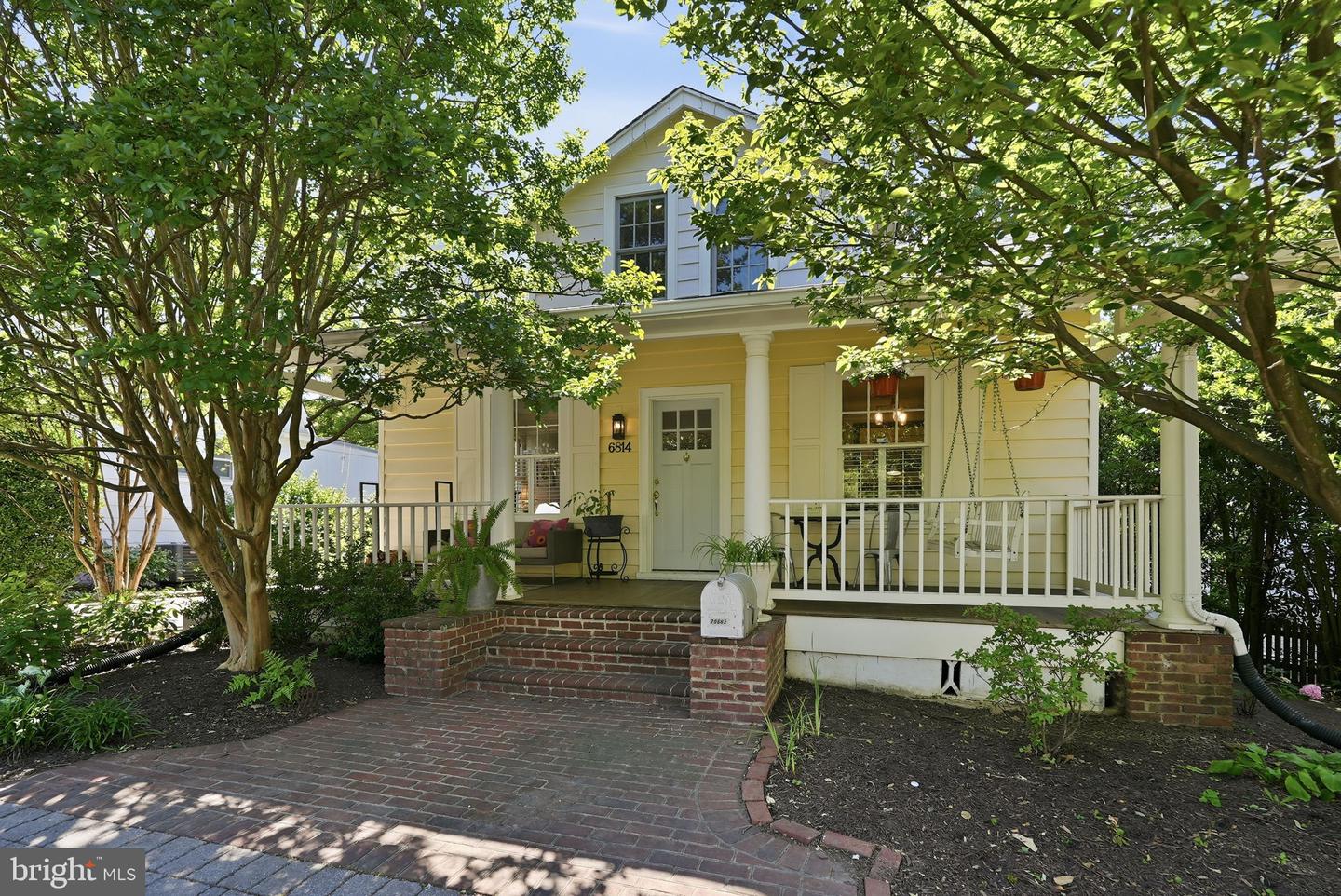 6814 BROOKVILLE RD Property Photo 1