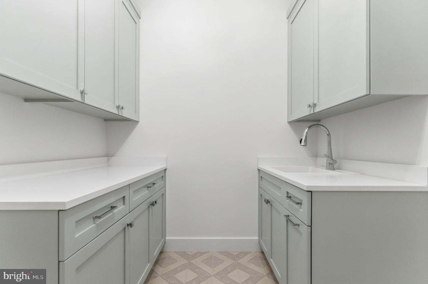 7705 Holiday Ter Property Photo 75