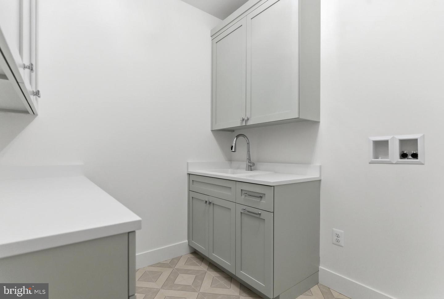 7705 Holiday Ter Property Photo 76