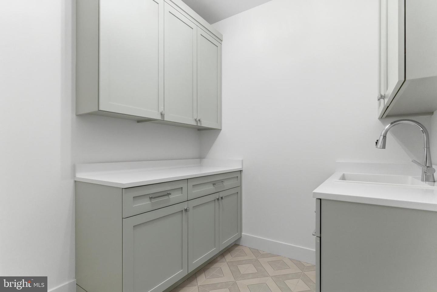 7705 Holiday Ter Property Photo 77