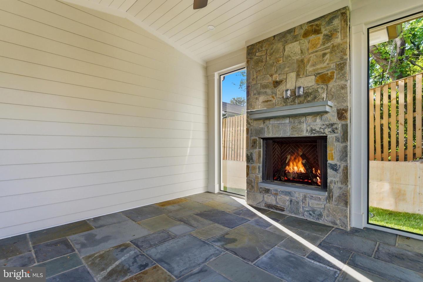 7705 Holiday Ter Property Photo 108