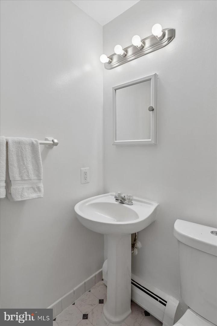 12801 Epping Ter Property Photo 4