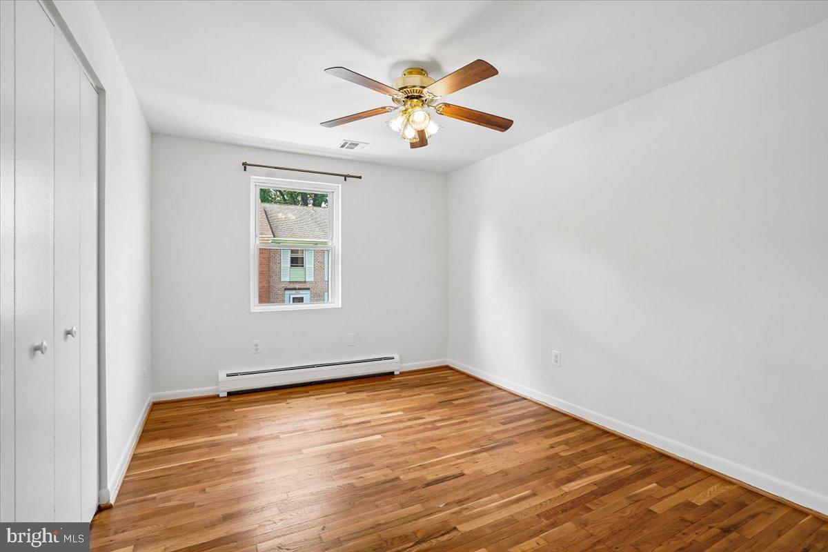 12801 Epping Ter Property Photo 16