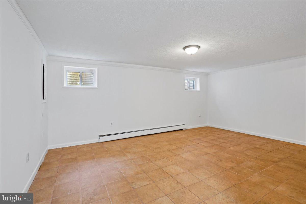 12801 Epping Ter Property Photo 17